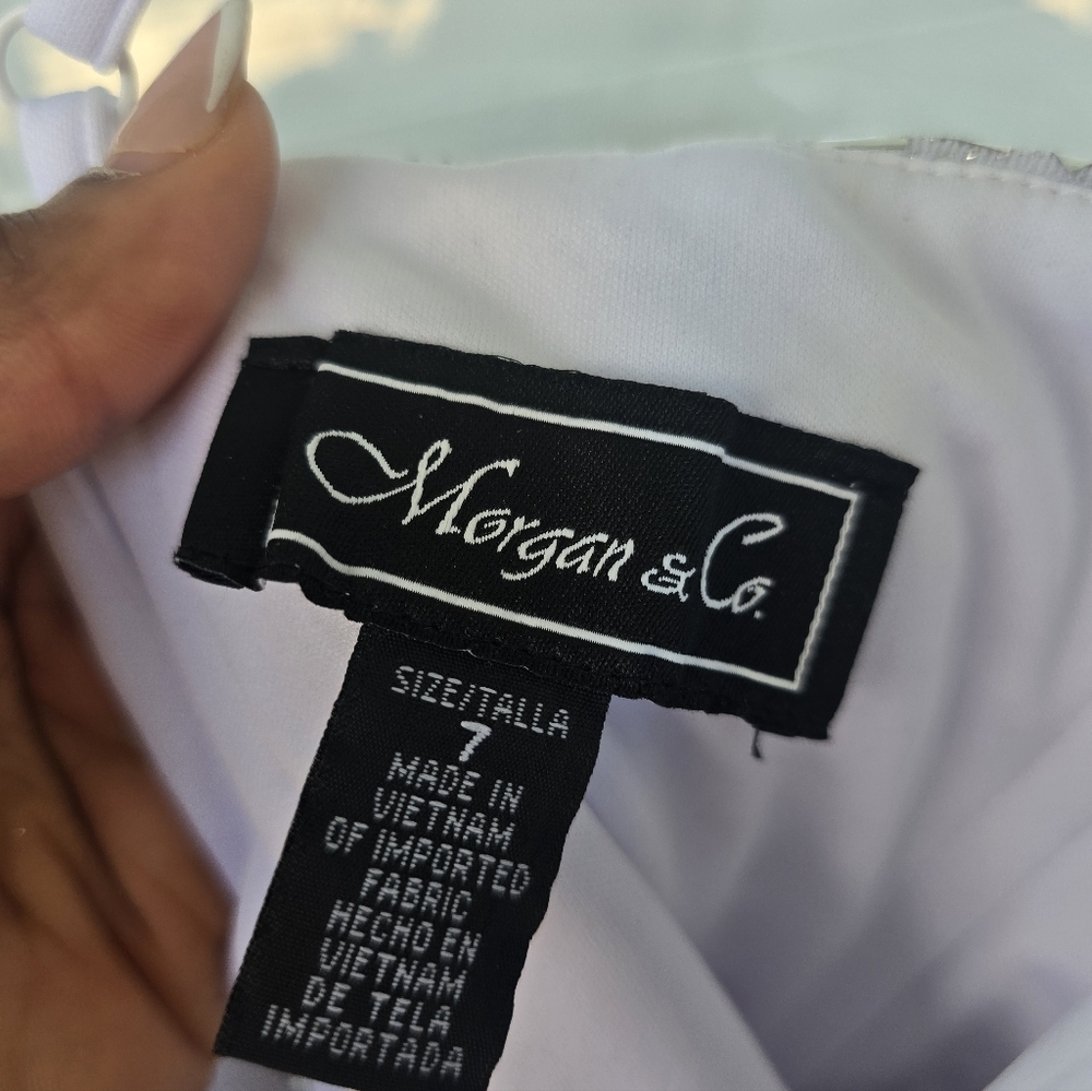 Morgan & Co Juniors' Metallic Print V-Neck Sleeveless Gown Sz 7 Silver Cocktail - Picture 11 of 16